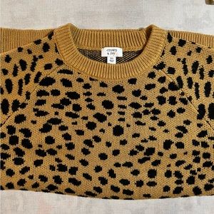 Crown & ivy leopard print sweater